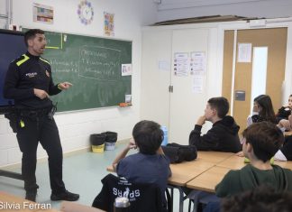 La Policia Local inicia les xerrades a les escoles de primària sobre educació viària