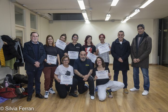 251203 Taller Autodefensa i Diplomes web-40